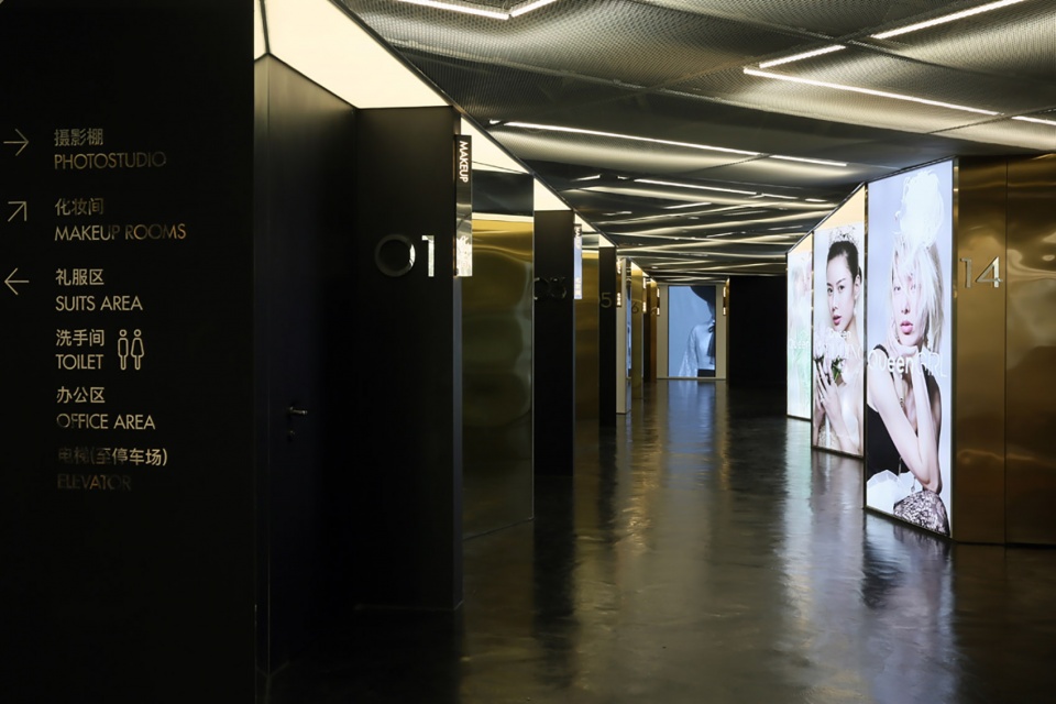queen photo studio refurbishment by ntype