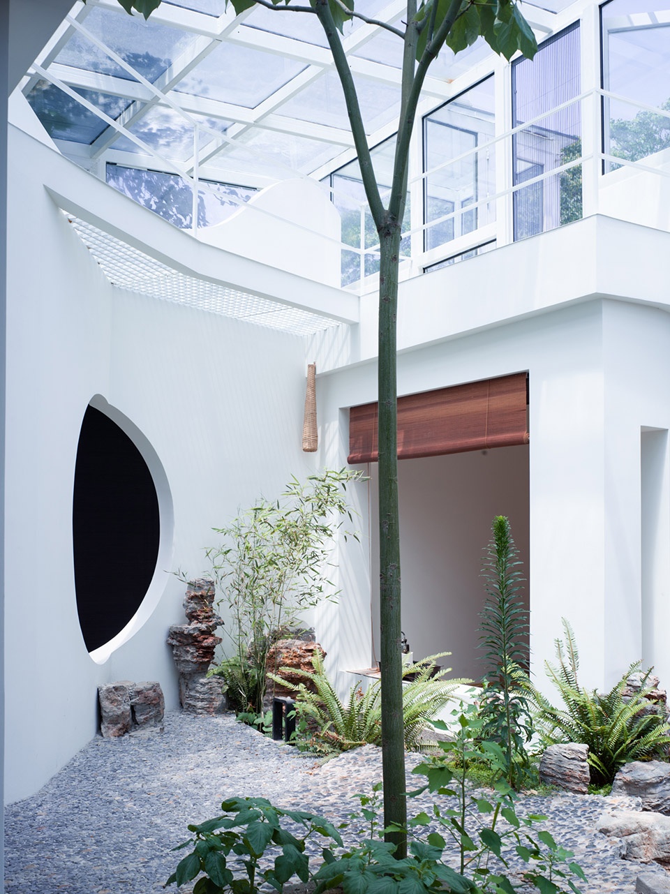 phoenix tree garden by atelier zz