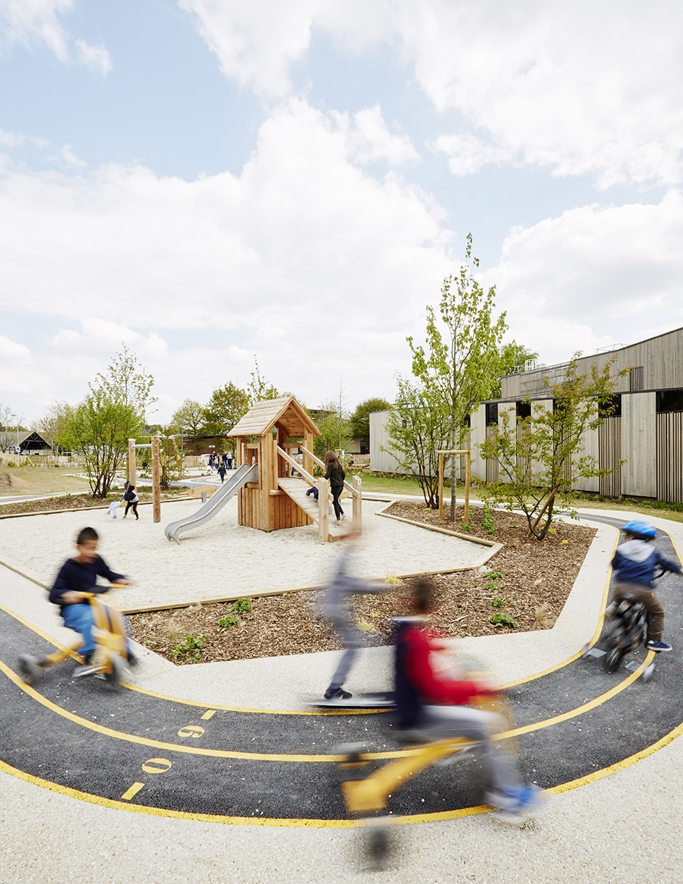 the champ arthur playground by espace libre