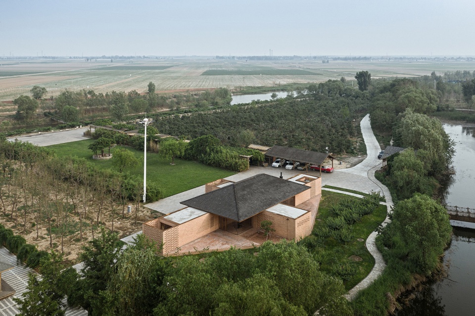 courtyard villa in tangshan china by archstudio
