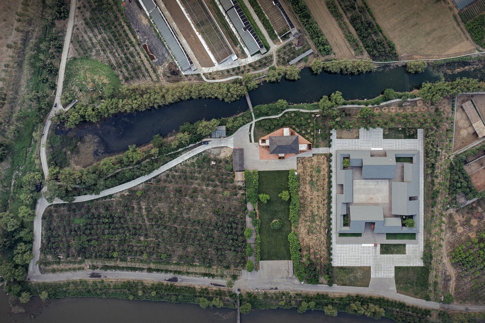 courtyard villa in tangshan china by archstudio