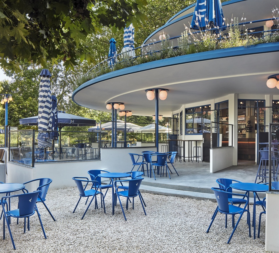 blauwe theehuis by studio modijefsky