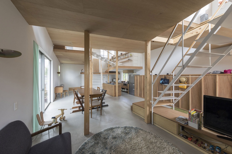 house in hakuraku by tato architects
