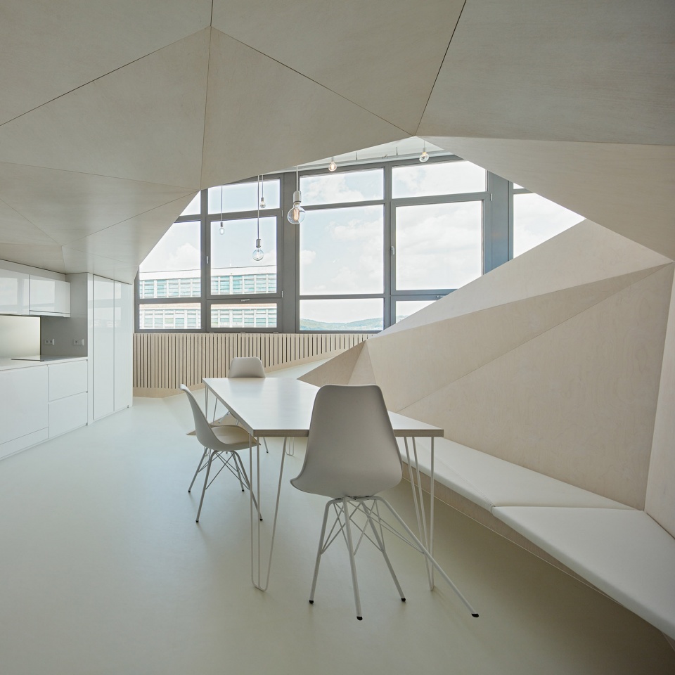 loft 32 zlin by petrjandabrainwork