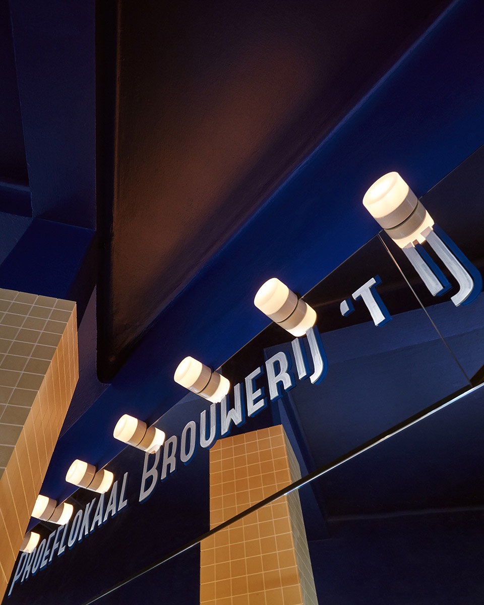 blauwe theehuis by studio modijefsky