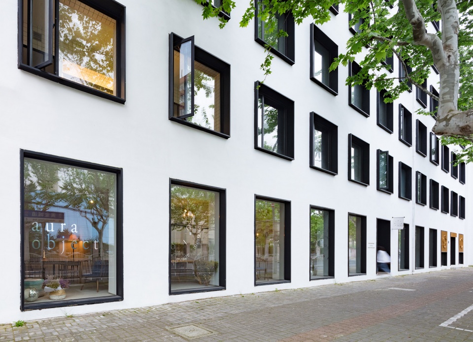 aura object showroom in shanghai china by kooo architects