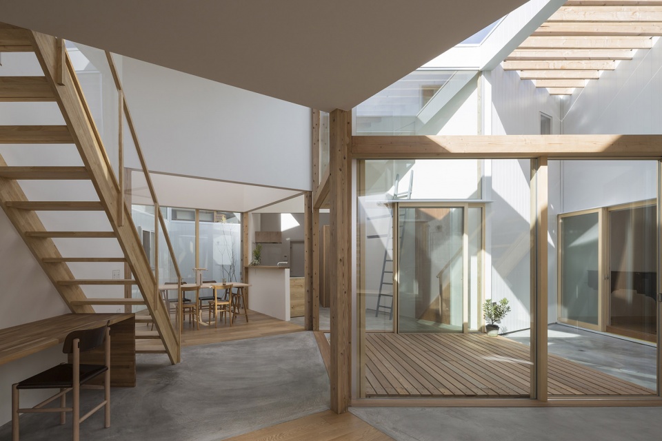 house in hokusetsu by tato architects