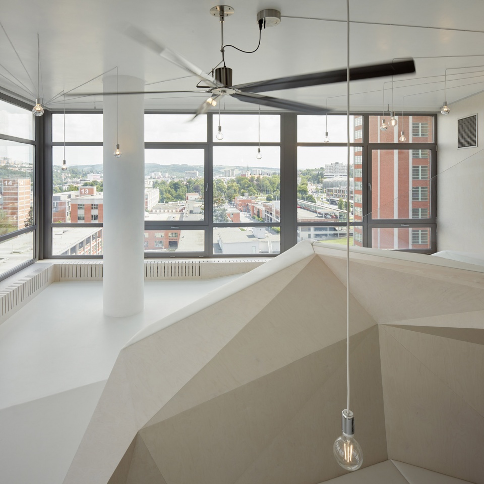 loft 32 zlin by petrjandabrainwork