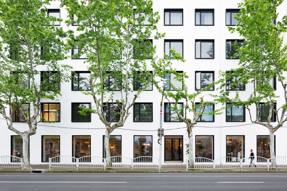 aura object showroom in shanghai china by kooo architects