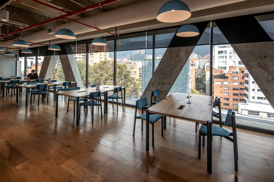 8111 by taller de arquitectura de bogota