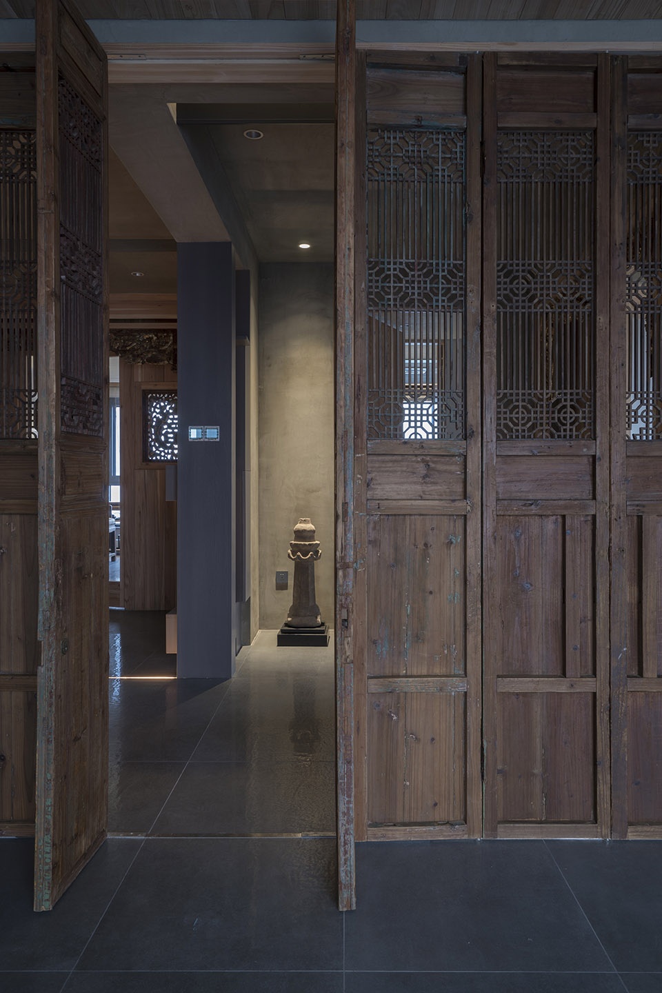 quiet and elegant house created between ancient and modern gray space in fuzhou china by leisure design