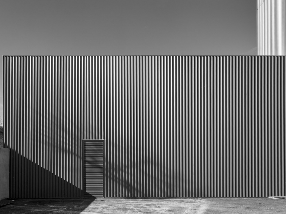 expansion construction works of the ansiao fire fighters headquarters by bruno dias arquitectura luis ventura arquitectura