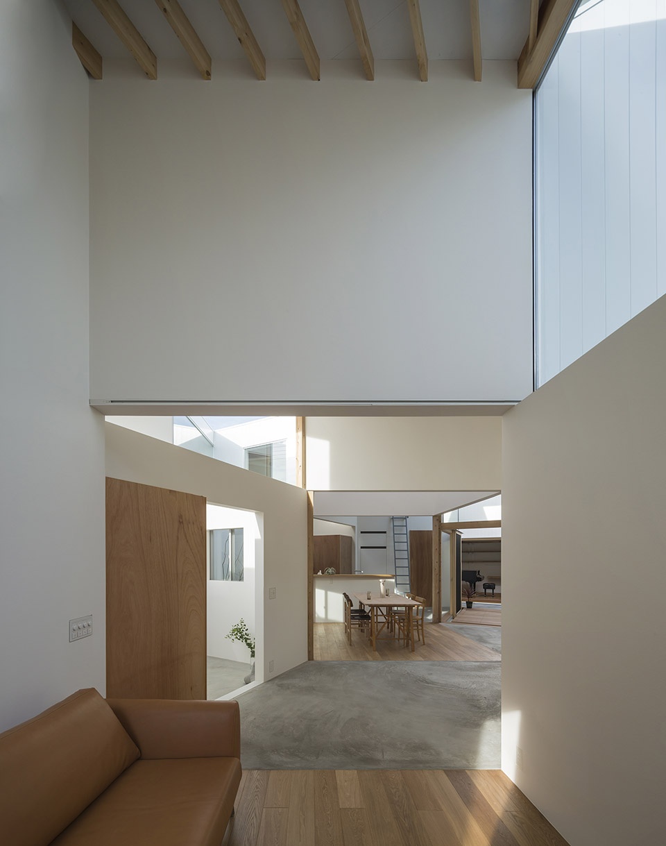house in hokusetsu by tato architects