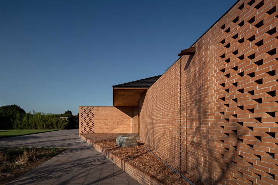 courtyard villa in tangshan china by archstudio