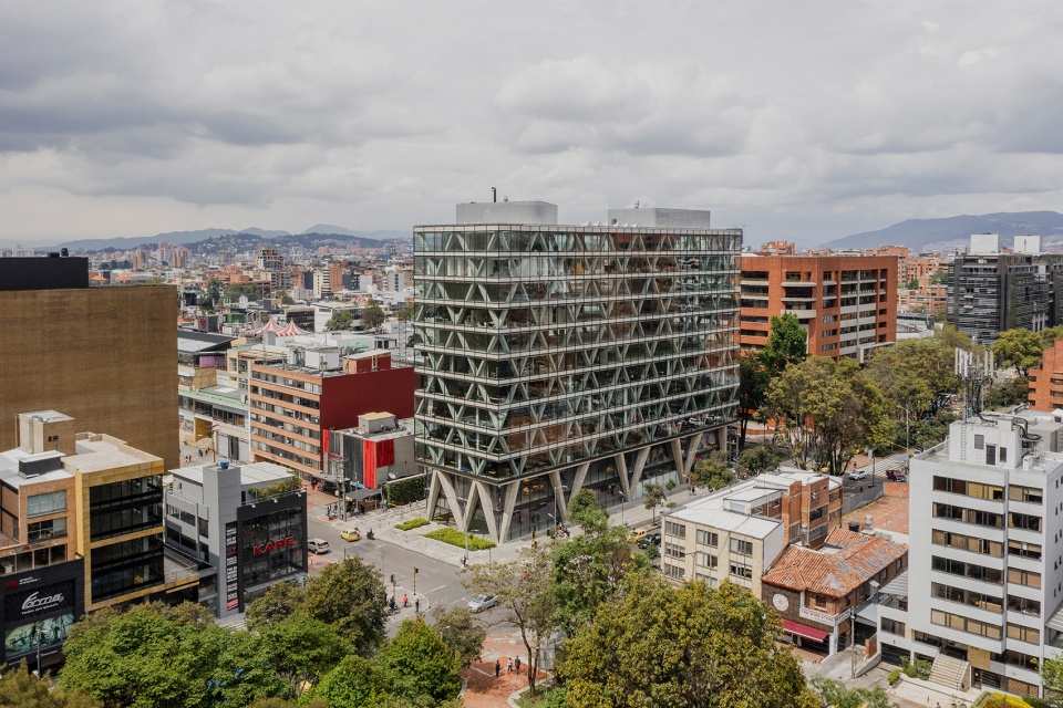 8111 by taller de arquitectura de bogota