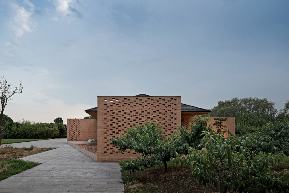 courtyard villa in tangshan china by archstudio
