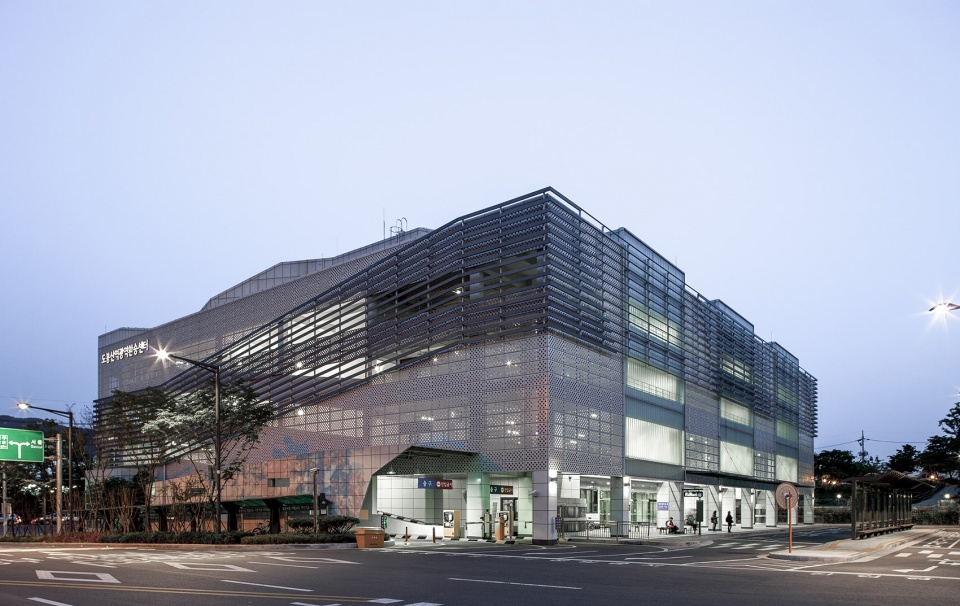 dobongsan car park by jk ar