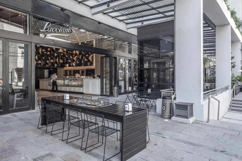 luccianos olivos by hitzig militello architects