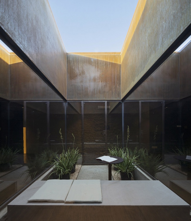 al faya lodge by anarchitect