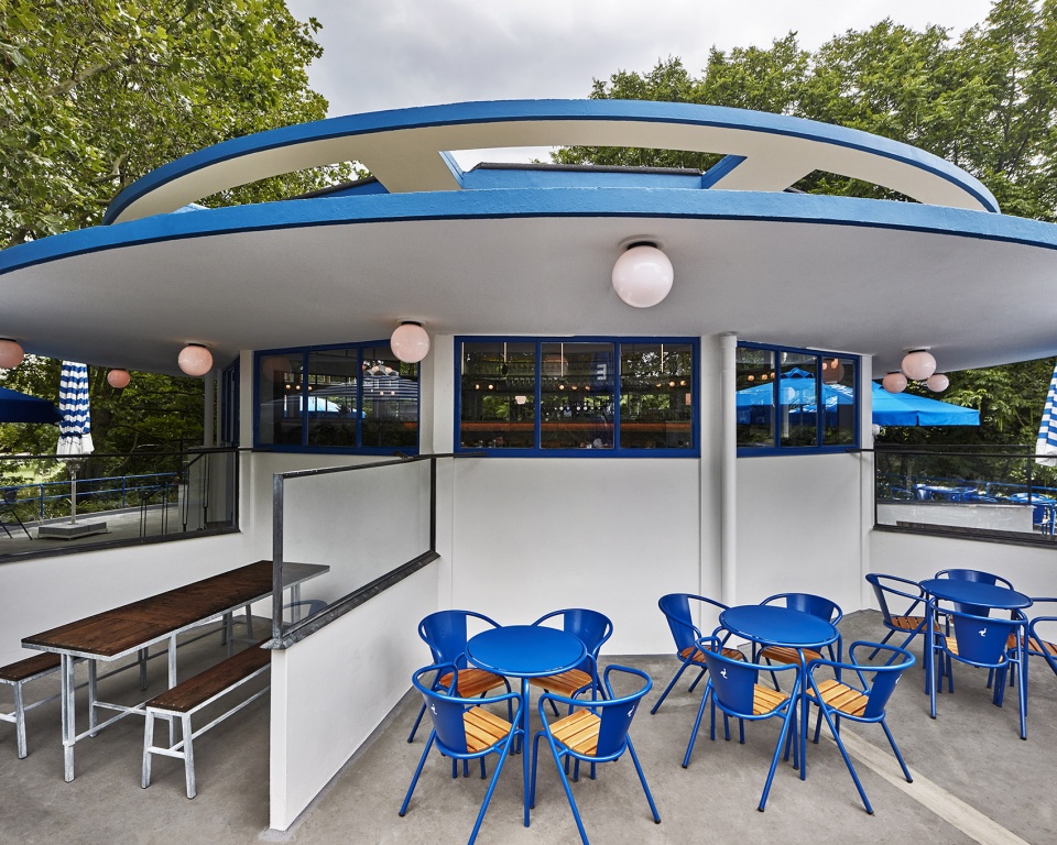blauwe theehuis by studio modijefsky