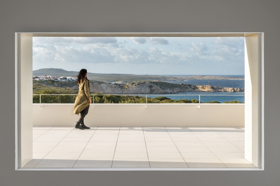 stone house by nomo studio