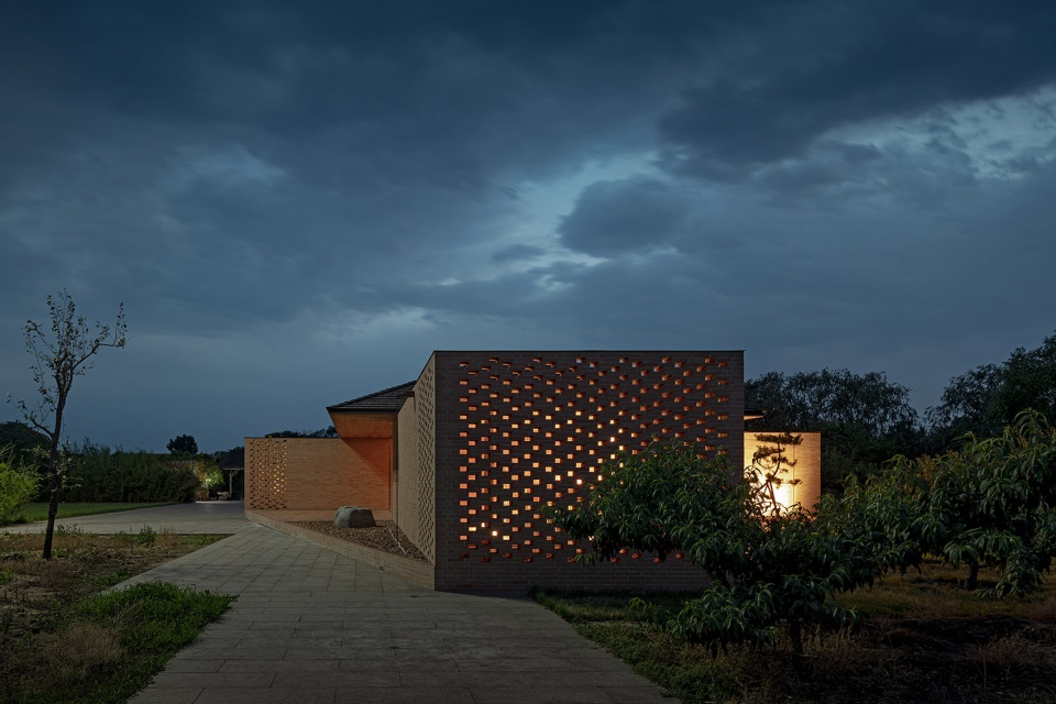 courtyard villa in tangshan china by archstudio
