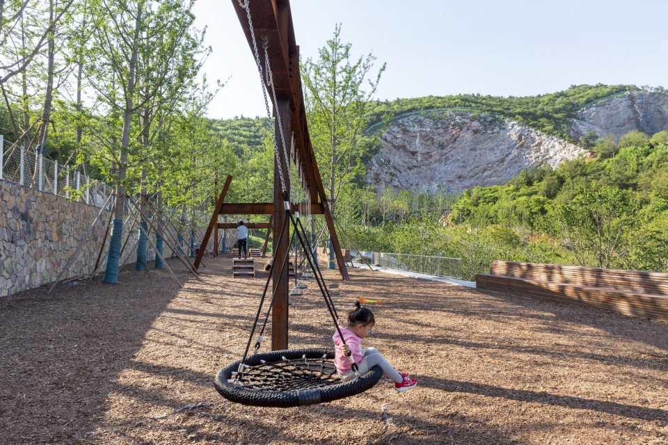 nanjing tangshan quarry park china by zt studio