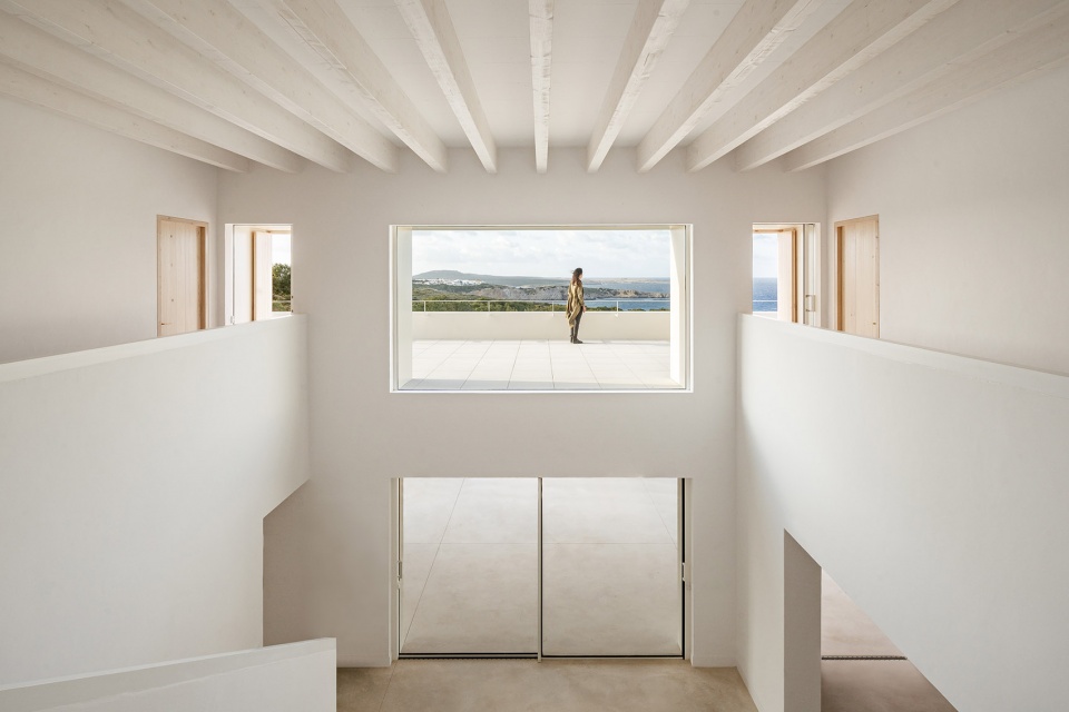 stone house by nomo studio