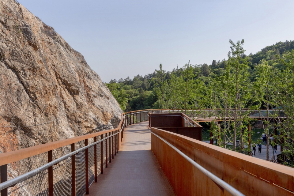 nanjing tangshan quarry park china by zt studio