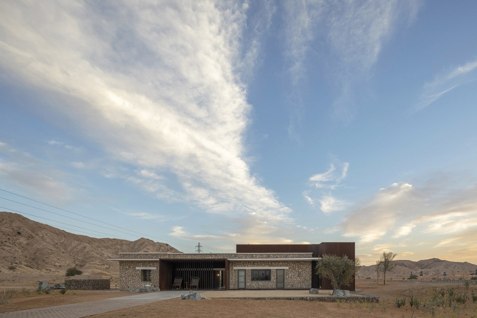 al faya lodge by anarchitect