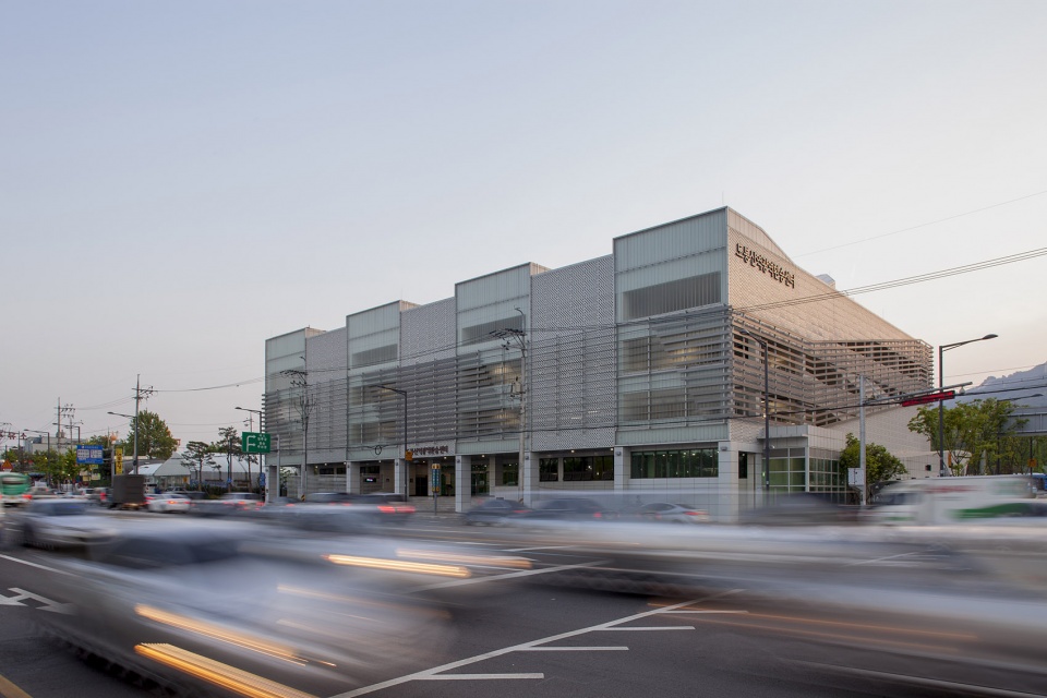 dobongsan car park by jk ar