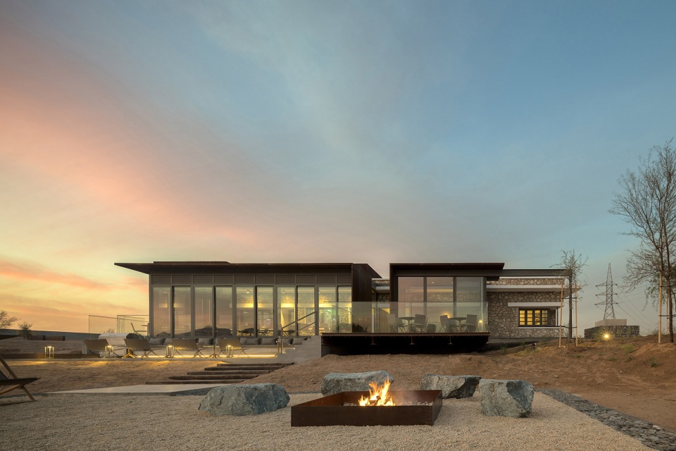 al faya lodge by anarchitect
