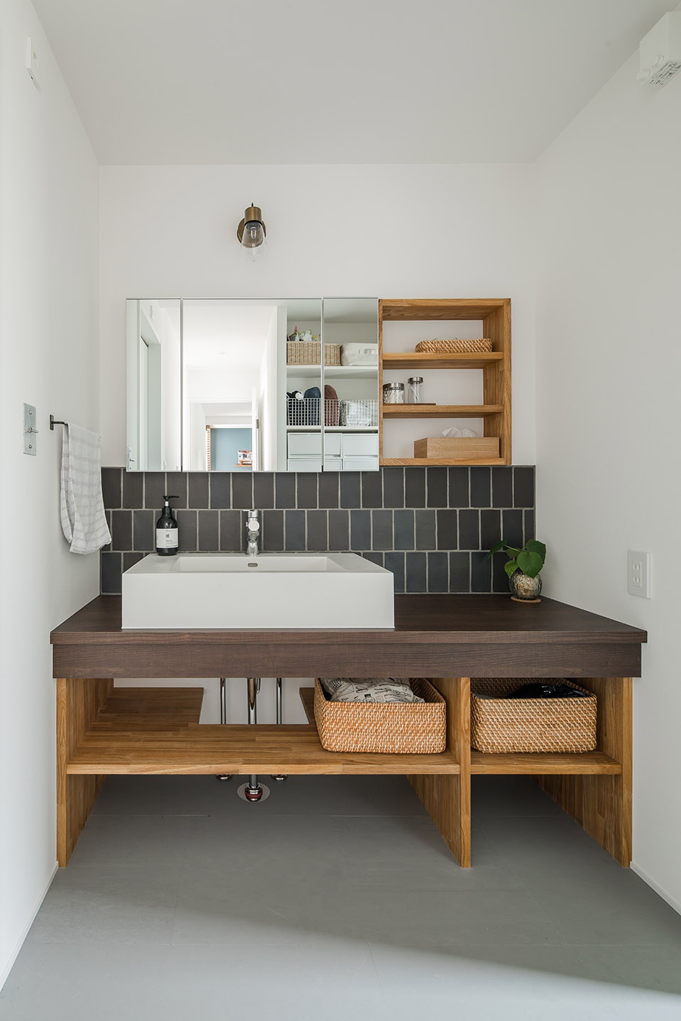 kamikasa house by alts design office