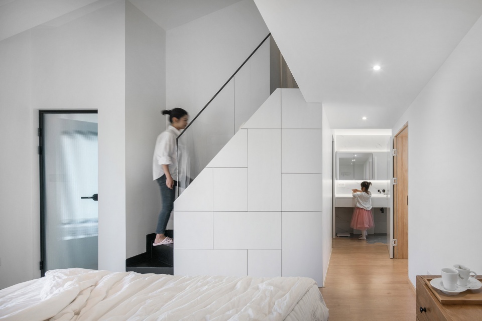 geometrical space for a two kid family china by atelier dy