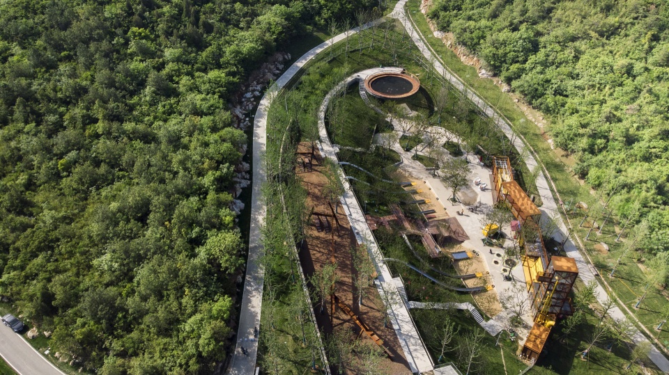 nanjing tangshan quarry park china by zt studio