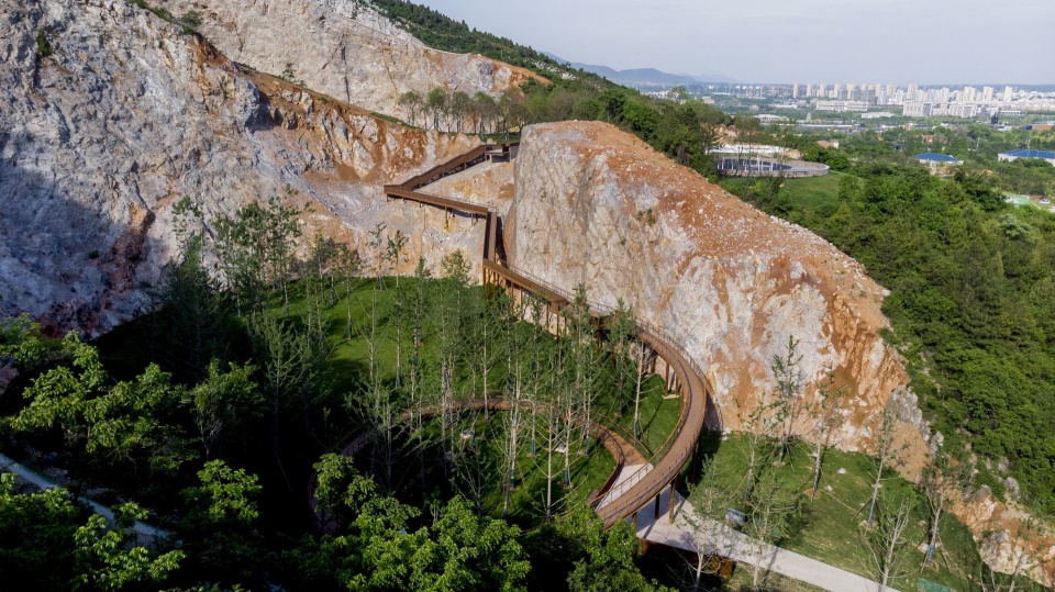 nanjing tangshan quarry park china by zt studio