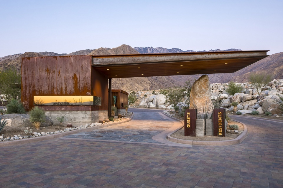 desert palisades guardhouse by studio ard architects 960x640