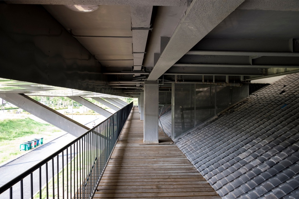 service center of peony performance park china by beyond time architects china architecture design research group no3 architecture depart...