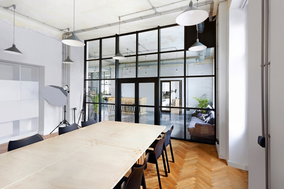 milo postproduction studio by five cell architects