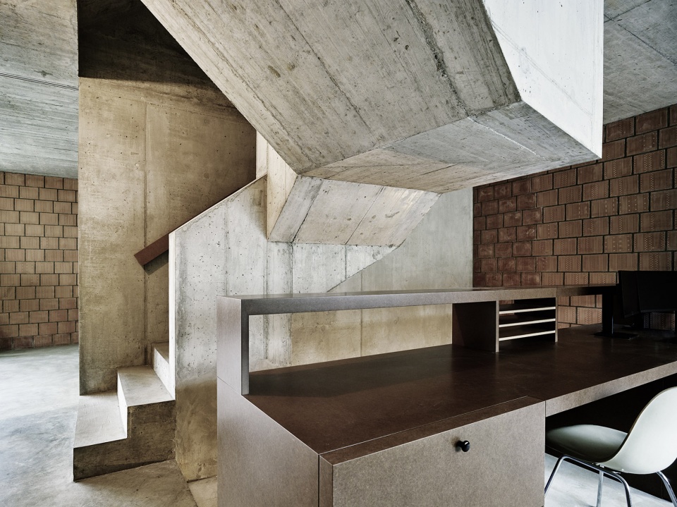 house alder by andreas fuhrimann gabrielle hachler architects