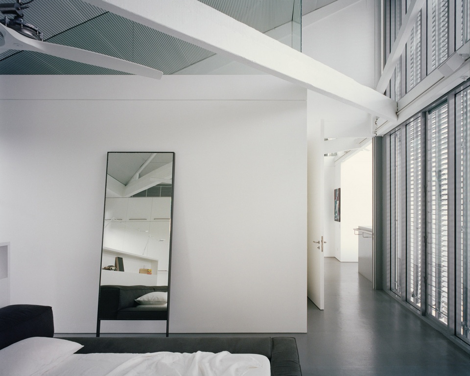Redfern Warehouse by ian moore architects