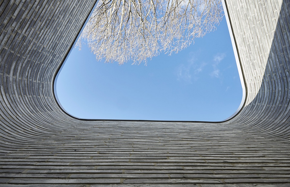 villa platan by adept
