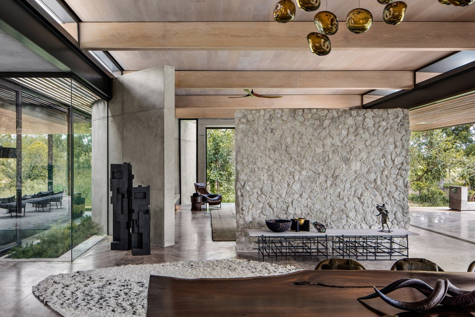 cheetah plains game lodge by arrcc