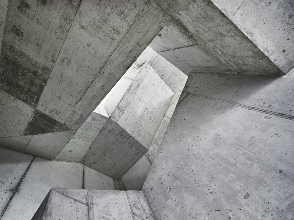 house alder by andreas fuhrimann gabrielle hachler architects