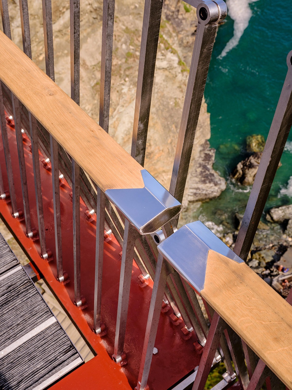 tintagel castle footbridge by ney partners william matthews associates