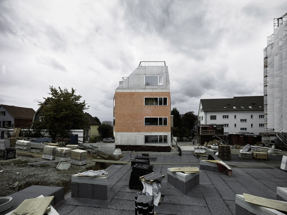 house alder by andreas fuhrimann gabrielle hachler architects