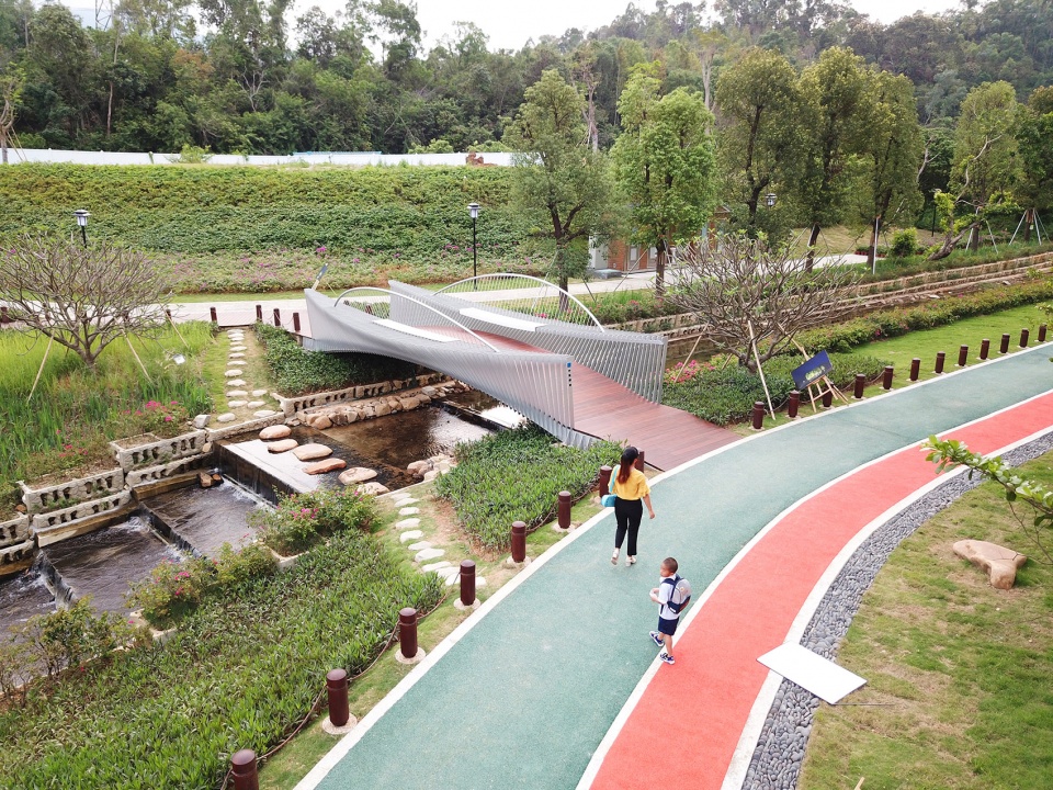 shenzhen hetang wetland park footbridge china by cscec steel