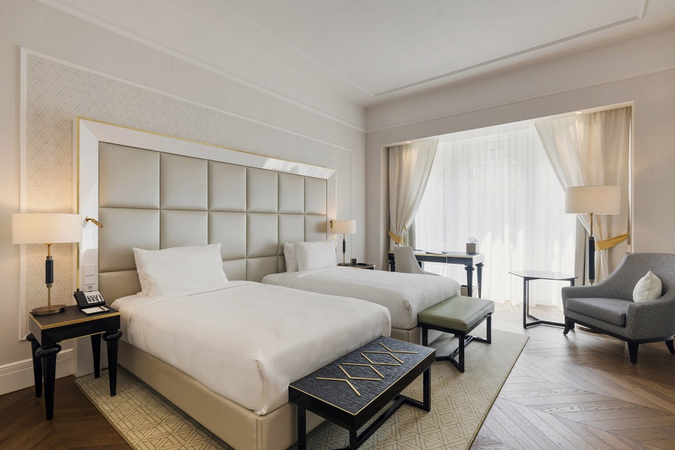 Paris Court Renovation by KROKIARCHIKON
