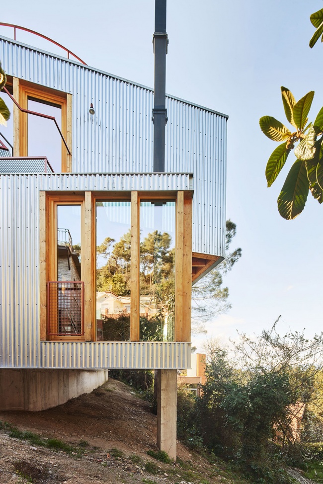 single family house in la floresta barcelona by arquitectura g