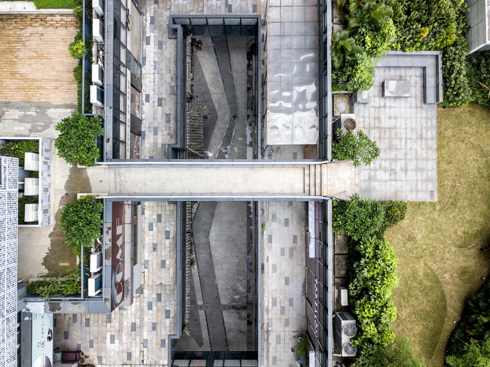 o cubic plaza by infinite architects
